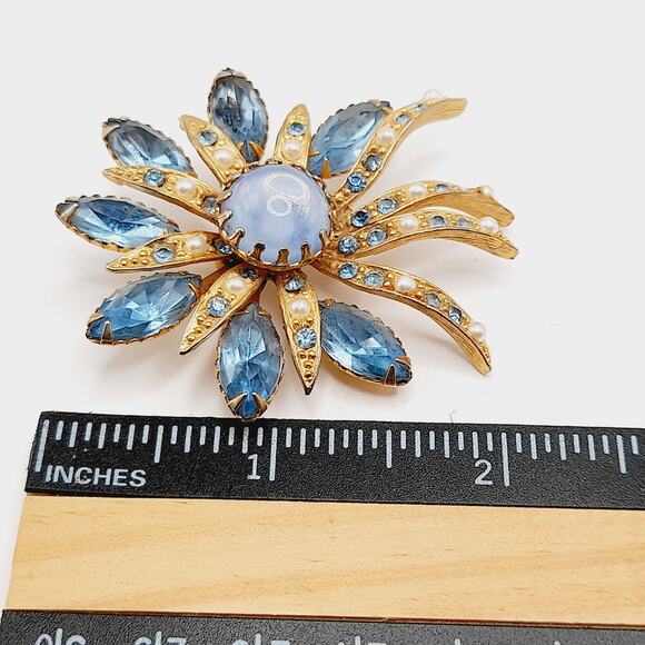 Vintage Selini Blue Rhinestone Pearl Brooch Cabochon Floral Pin 2" - Picture 7 of 9